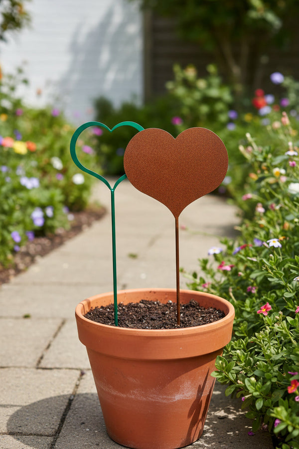 Gartenstecker in Herzform | mittel 12 x 34 cm